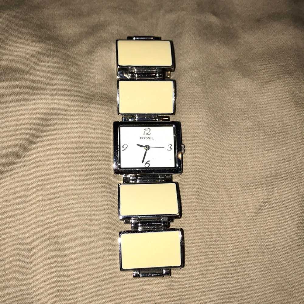 Silver Fossil watch with case